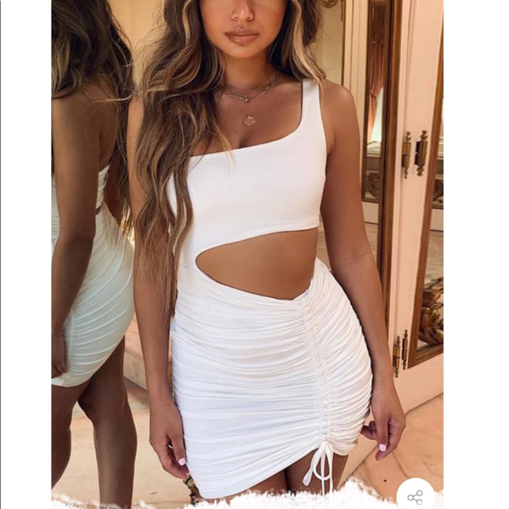 White Ruched Rosedress dress